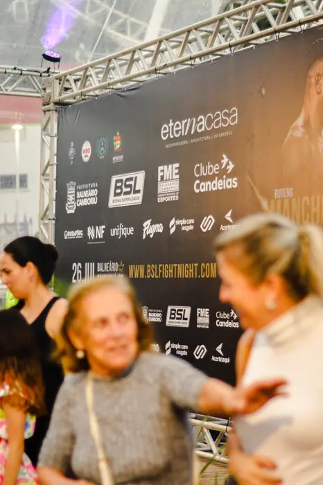 Público interagindo durante o evento