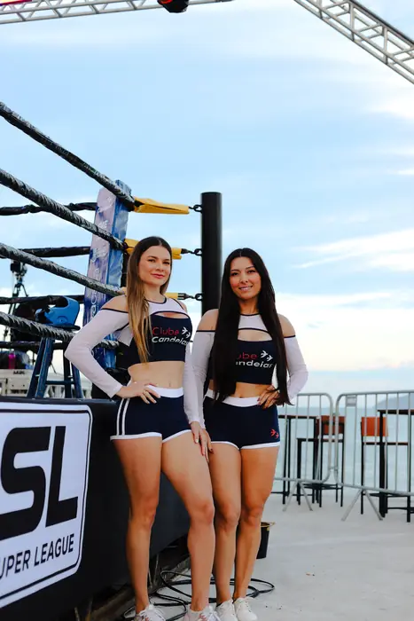 Ring girls no ringue, antes das lutas